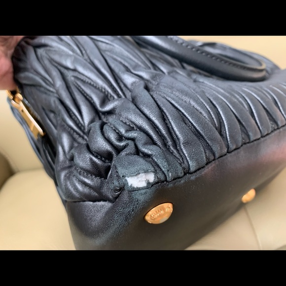 Miu Miu matelasse bag - Picture 8 of 13